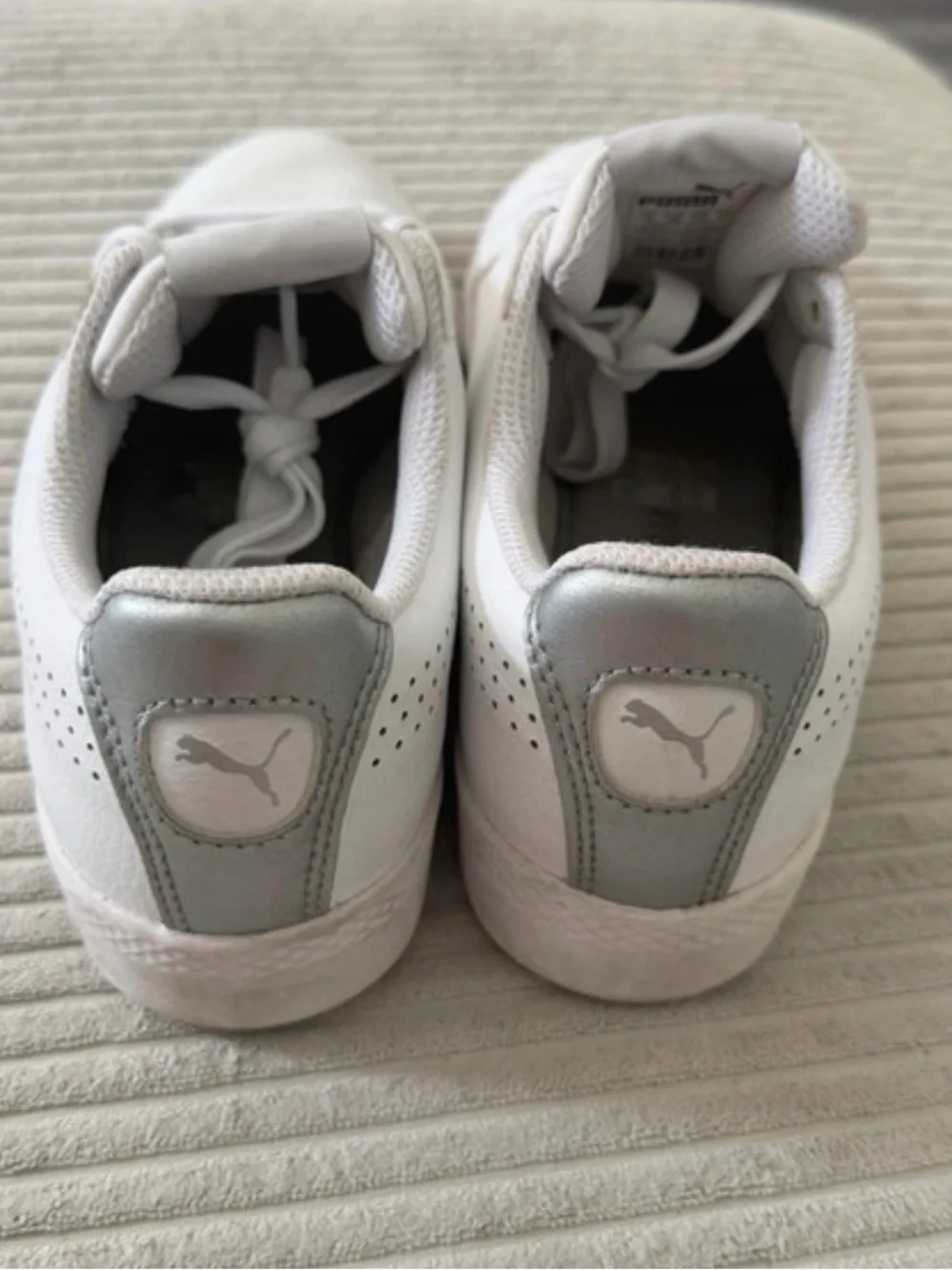 Puma White Low-Top Leather Sneakers for Women